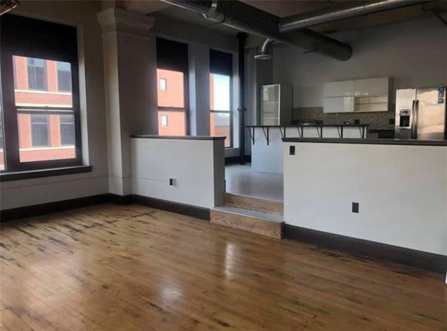 St Joseph, Missouri 64501, United States, ,Commercial,Active,75198