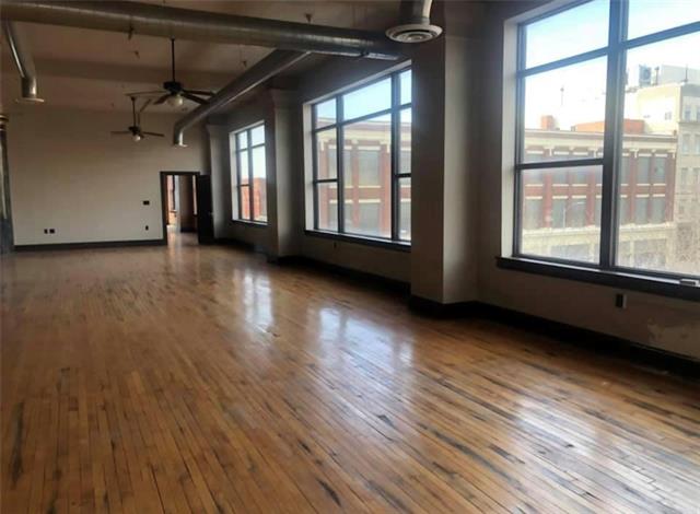 St Joseph, Missouri 64501, United States, ,Commercial,Active,75198