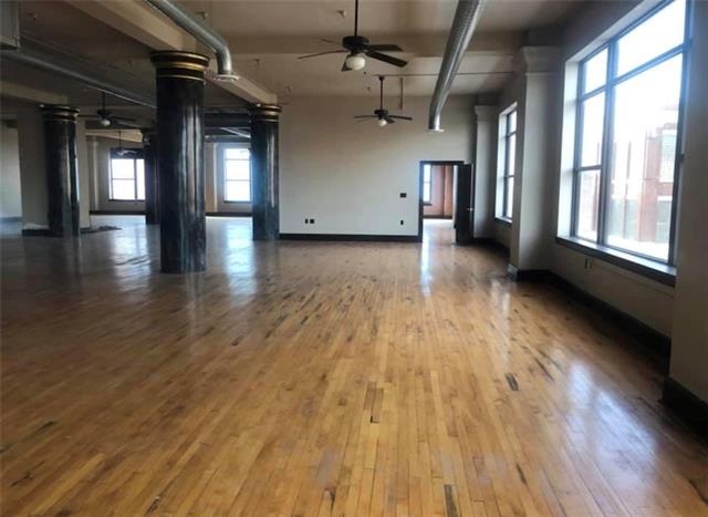 St Joseph, Missouri 64501, United States, ,Commercial,Active,75198