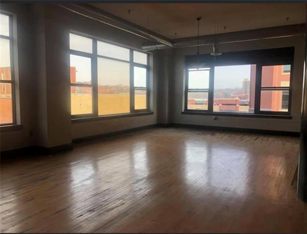 St Joseph, Missouri 64501, United States, ,Commercial,Active,75198