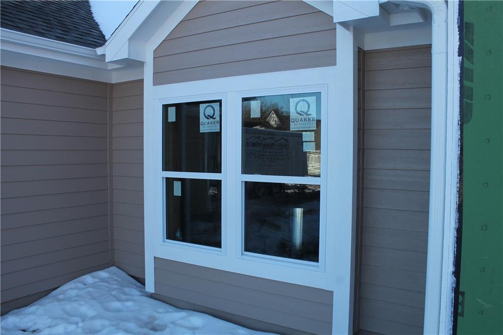 St Joseph, Missouri 64506, United States, 2 Bedrooms Bedrooms, ,2 BathroomsBathrooms,Residential,Active,50250