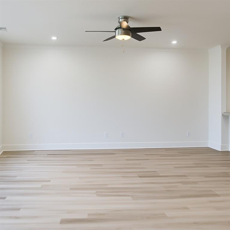 St Joseph, Missouri 64506, United States, 2 Bedrooms Bedrooms, ,2 BathroomsBathrooms,Residential,Active,50250