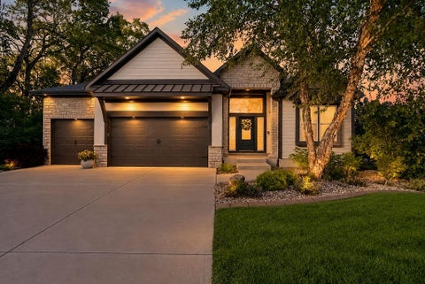 Photo of 15882 W 165th Terrace, Olathe, KS 66062 (MLS # 2642504)