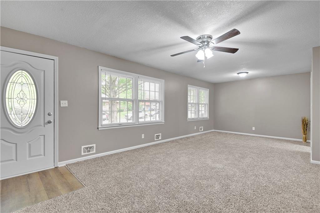 3622 QUEEN RIDGE Drive