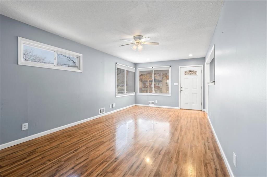 225 E Whittier Street