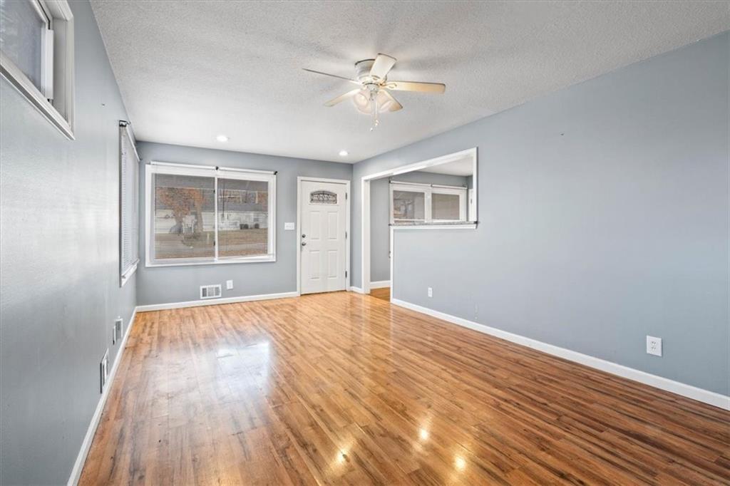 225 E Whittier Street