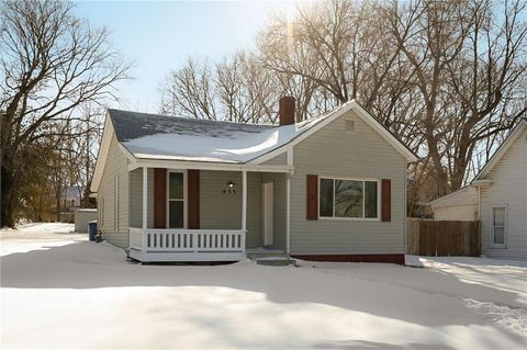 Tiny photo for 435 Ford Avenue, Liberty, MO 64068 (MLS # 2514409)