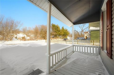 Tiny photo for 435 Ford Avenue, Liberty, MO 64068 (MLS # 2514409)