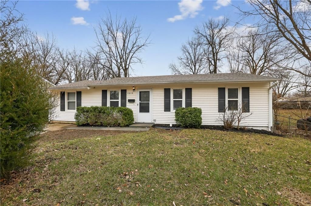Photo of 7815 E 51st Street, Kansas City, MO 64129 (MLS # 2606615)