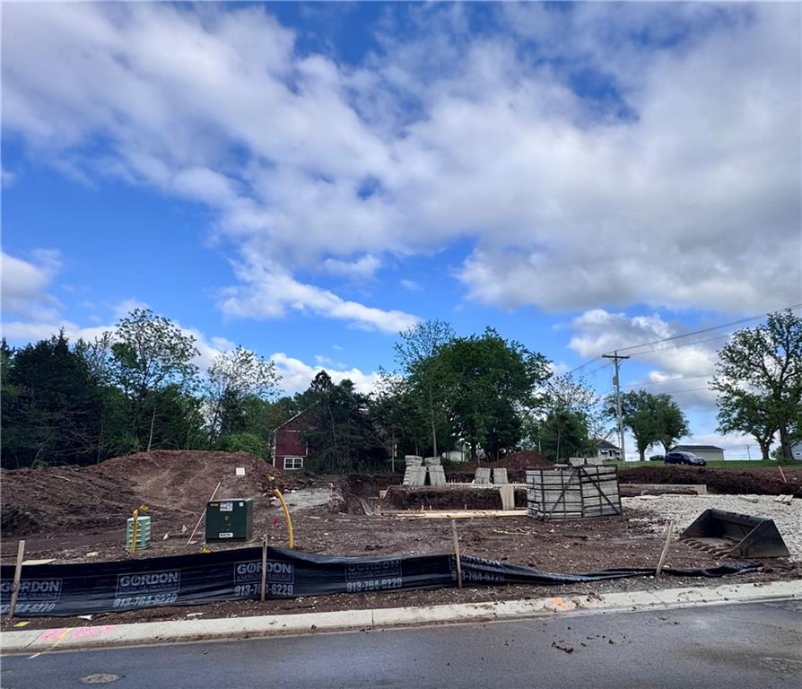 8485 Eagle Creek Drive