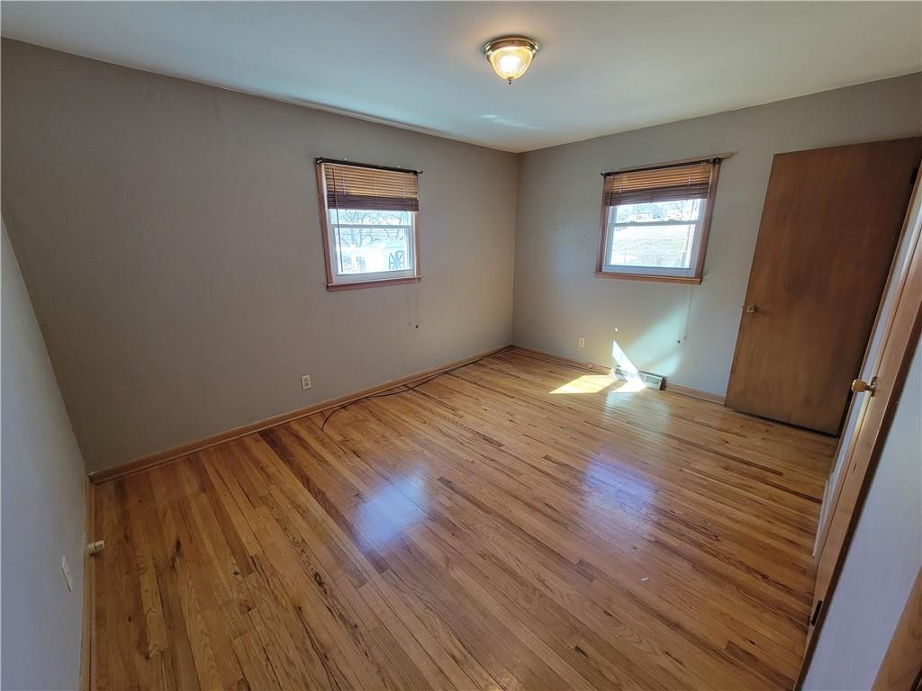 St Joseph, Missouri 64506, United States, 3 Bedrooms Bedrooms, ,2 BathroomsBathrooms,Residential,Pending,79889