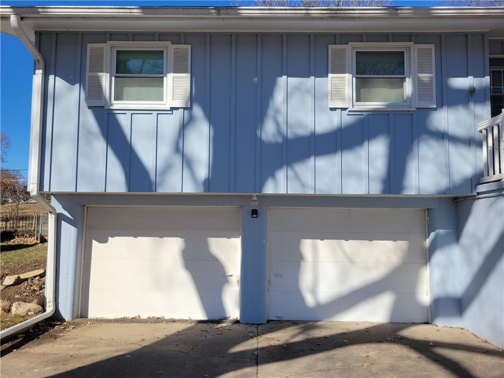 St Joseph, Missouri 64506, United States, 3 Bedrooms Bedrooms, ,2 BathroomsBathrooms,Residential,Pending,79889