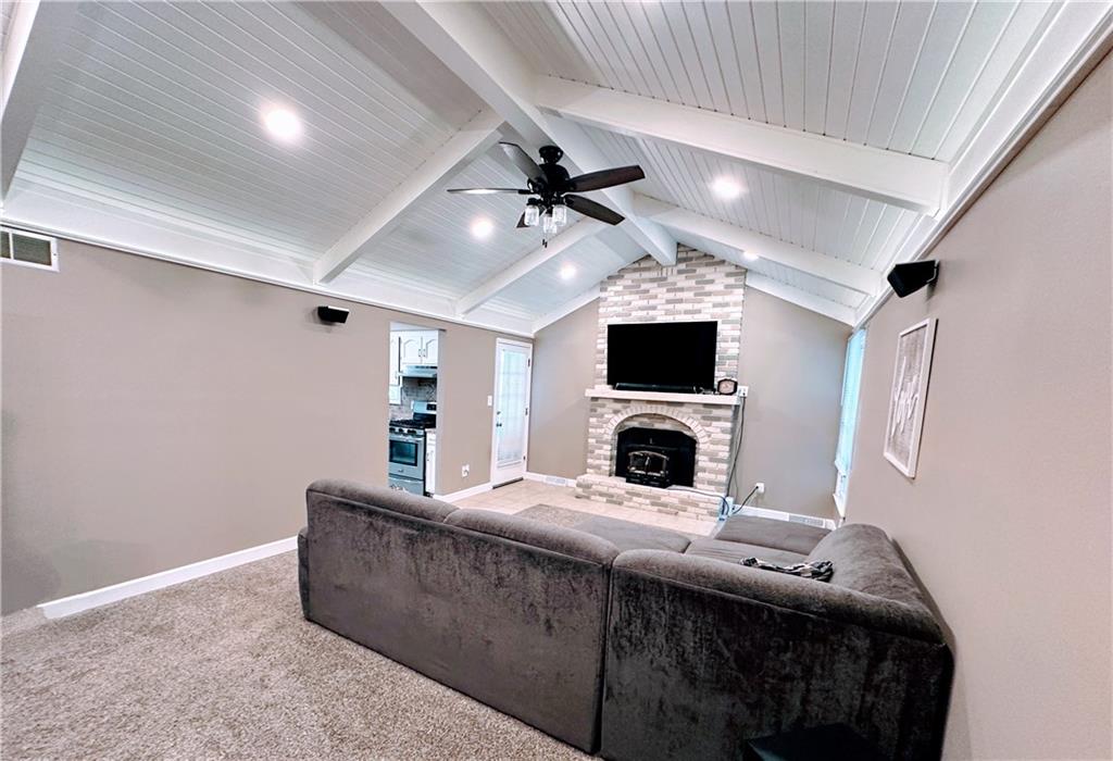 401 SE Sandstone Drive