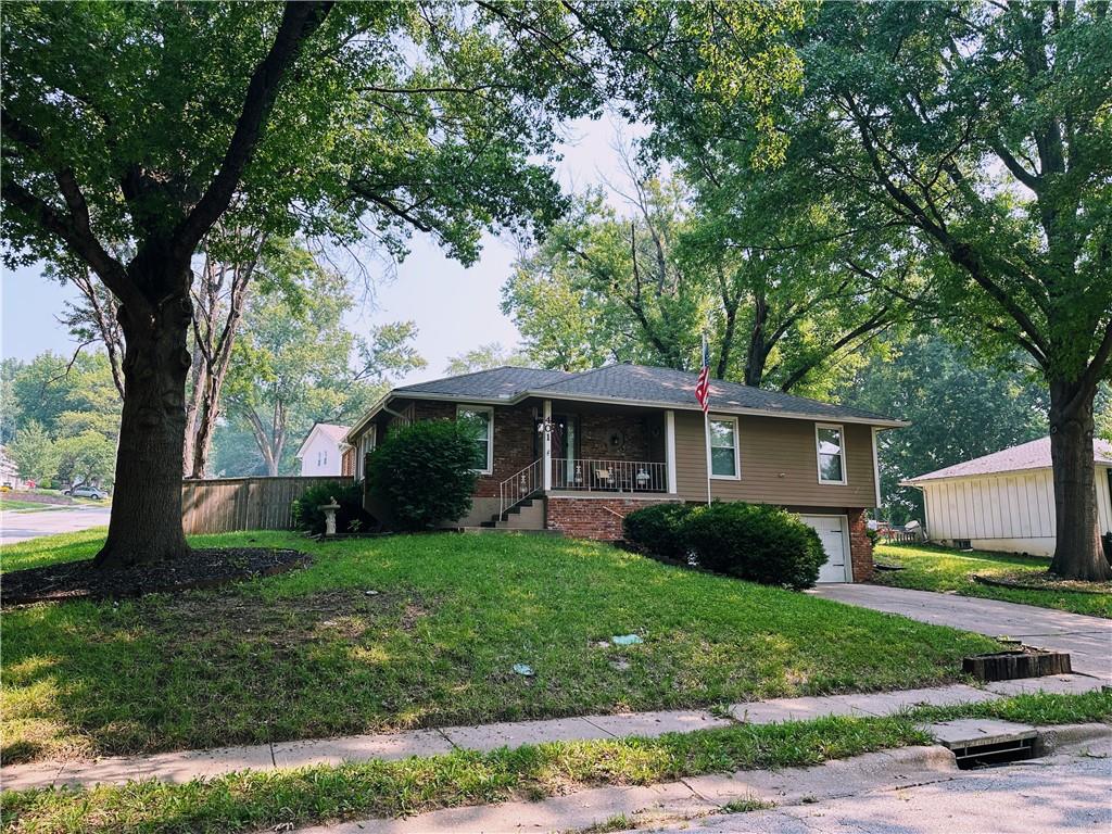 401 SE Sandstone Drive