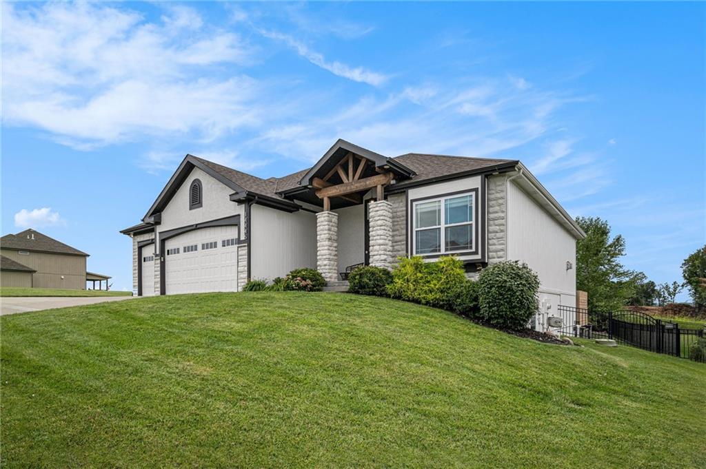 14445 Summit Ridge