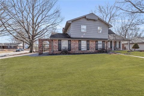 1100 SW Azure Avenue, Blue Springs, MO 64015 - MLS#: 2532017