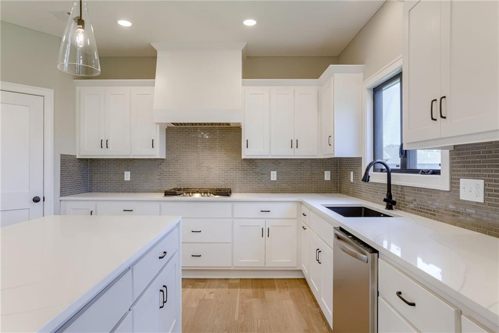 1856 Arbor Trail