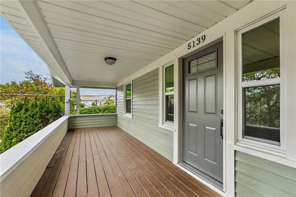 5139 BALTIMORE AVE, KANSAS CITY, MO 64112 - Image d7ca5e209a167aaa74bd65949e5b214e/919568762