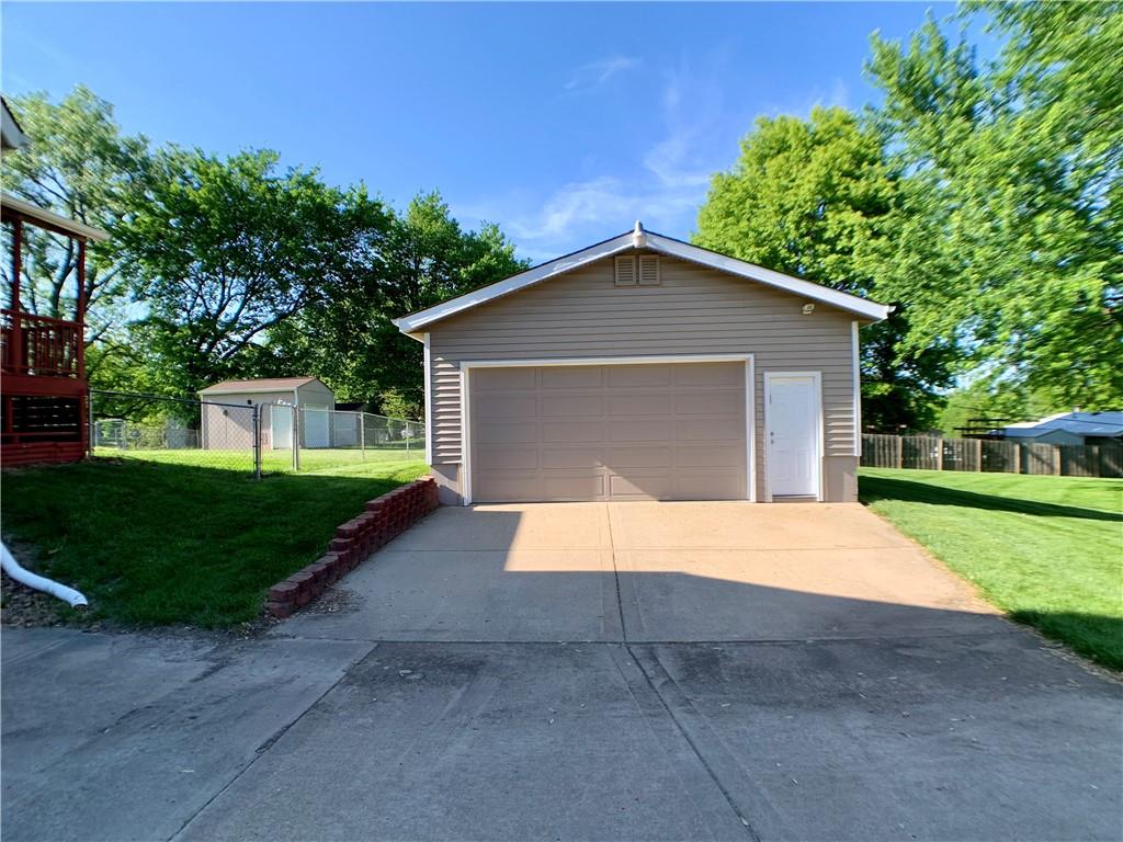 1100 NE 114th Street