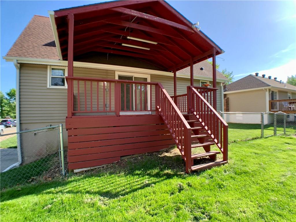 1100 NE 114th Street