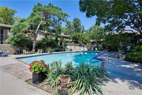 8718 Metcalf Avenue Unit 102, Overland Park, KS 66212 - MLS#: 2595851