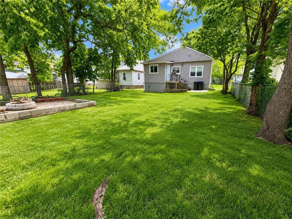 Photo of 109 Broad Street, Warrensburg, MO 64093 (MLS # 2618701)