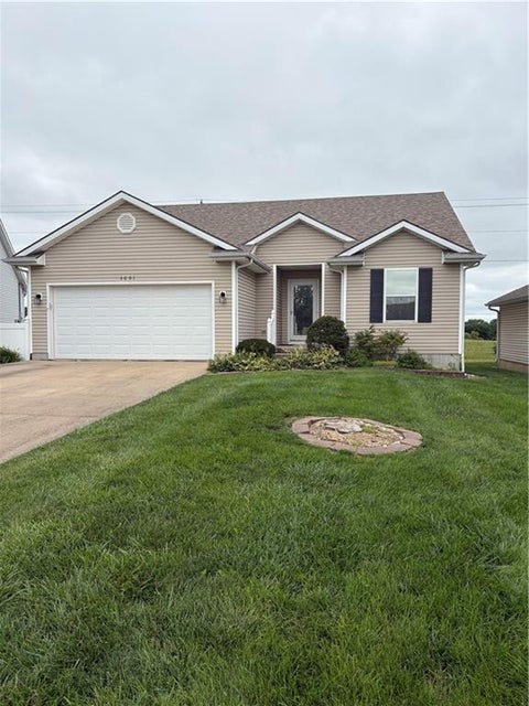 Photo of 3001 Easton Street, Harrisonville, MO 64701 (MLS # 2627559)