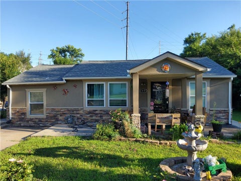 Photo of 4401 Claudine Lane, Kansas City, KS 66102 (MLS # 2630013)
