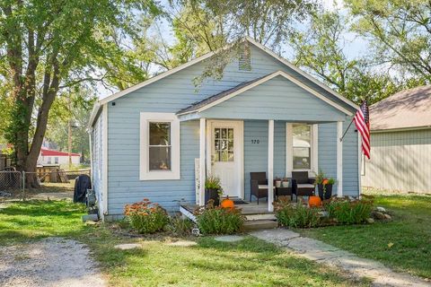 320 E 5th Street Tonganoxie KS 66086