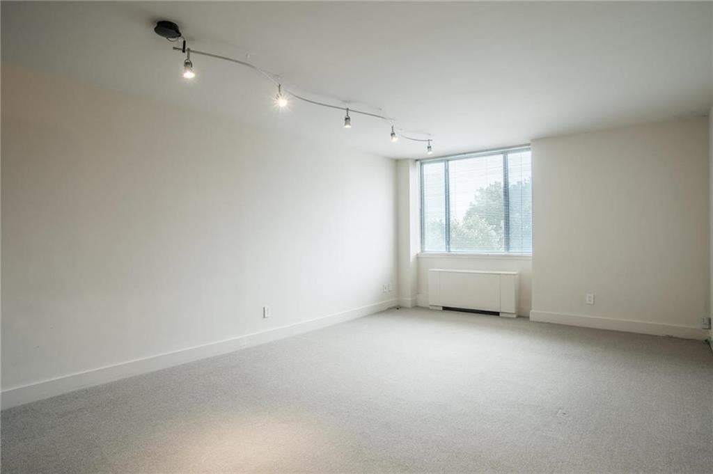 600 E 8th Street 5o