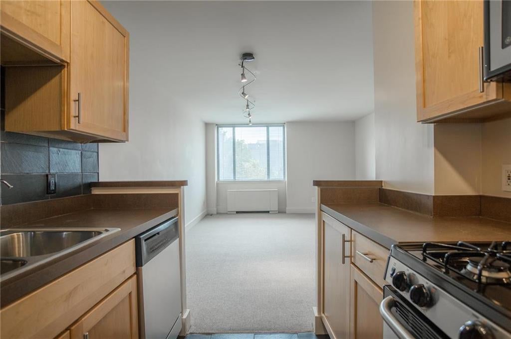 600 E 8th Street 5o