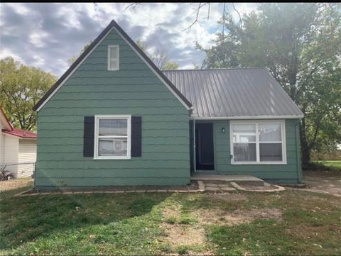 Photo of 114 E CASS Street, Drexel, MO 64742 (MLS # 2644449)