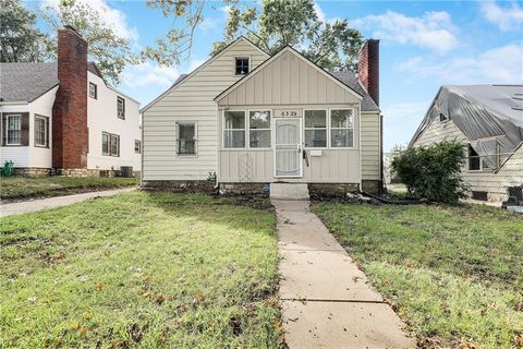 6328 Indiana Avenue, Kansas City, MO 64132 - #: 2575789