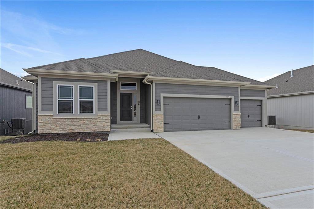 11128 N Bristol Avenue