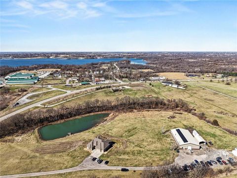 18401 SSR-W Highway Smithville MO 64089