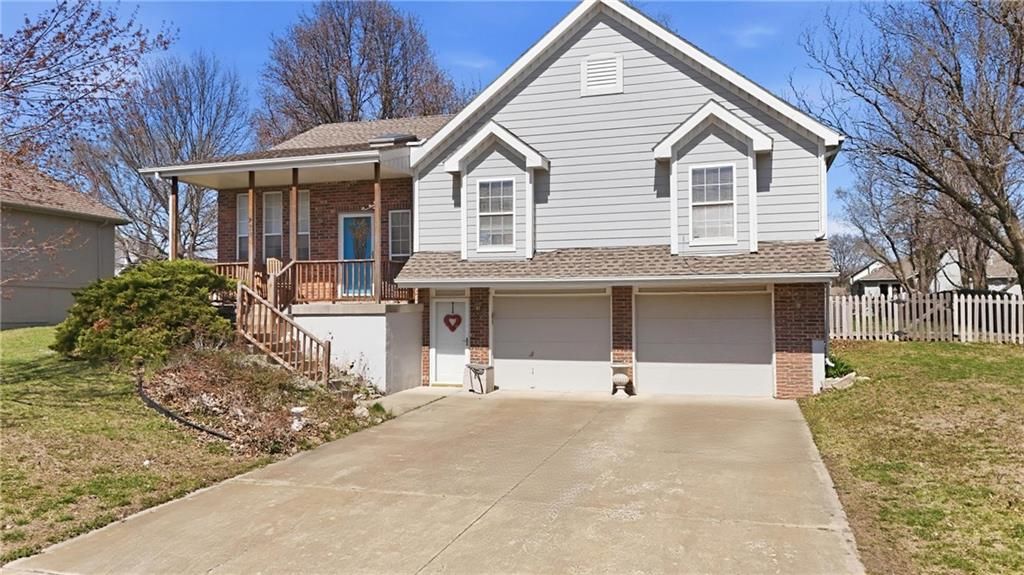 Photo of 220 SW Seaside Sparrow Street, Lees Summit, MO 64082 (MLS # 2608023)