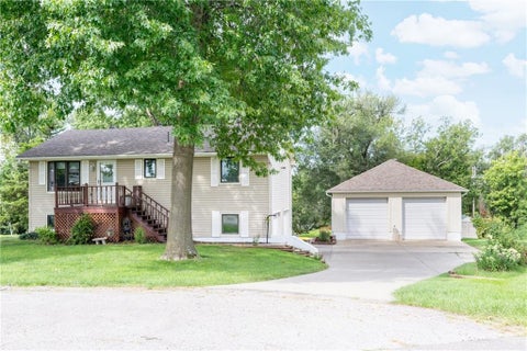Photo of 1207 Saint Paul Avenue, Excelsior Springs, MO 64024 (MLS # 2638581)