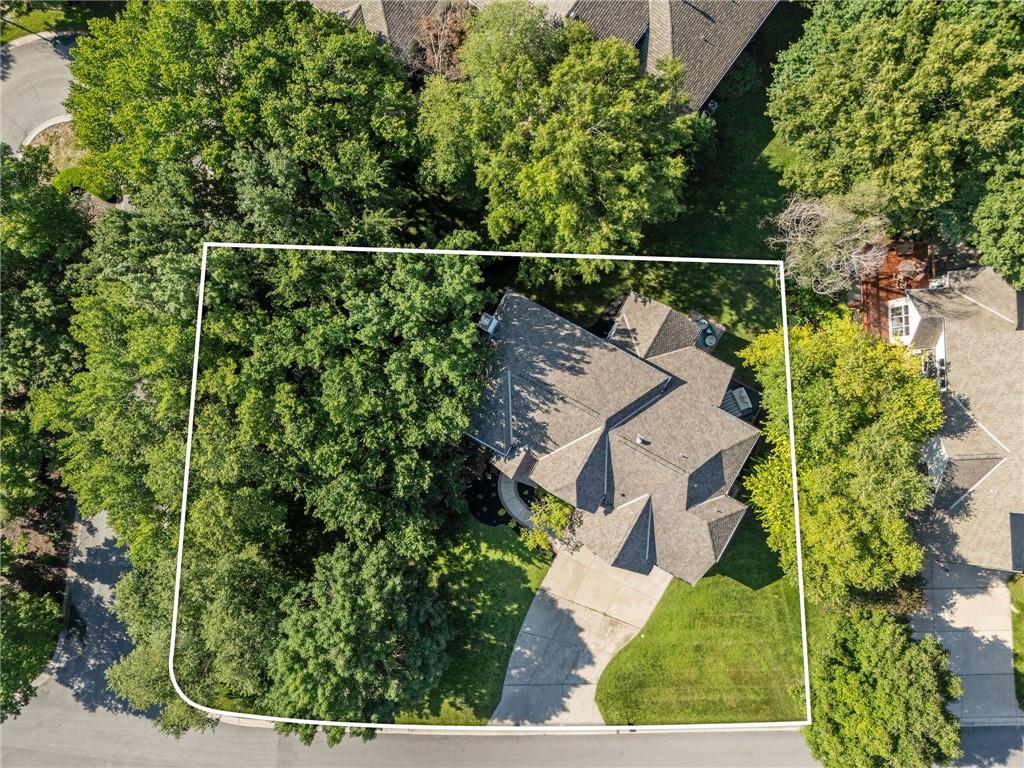 15142 Windsor Circle