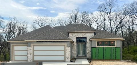 7005 N Beaman Avenue Kansas City MO 64151