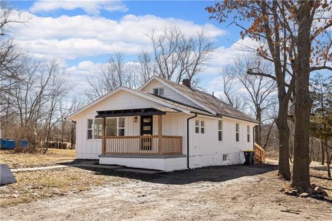 2009 E 129th Street, Kansas City, MO 64146 - #: 2530194