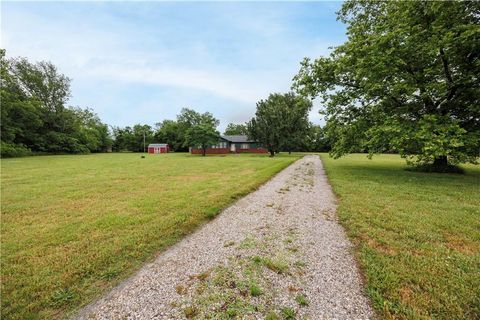 Tiny photo for 3068 HWY 169 Highway, Liberty, KS 67351 (MLS # 2622480)