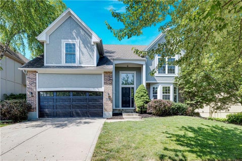 Photo of 13113 W 131st Street, Overland Park, KS 66213 (MLS # 2629791)