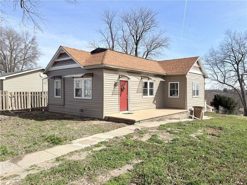 1444 S 8th Street Atchison KS 66002