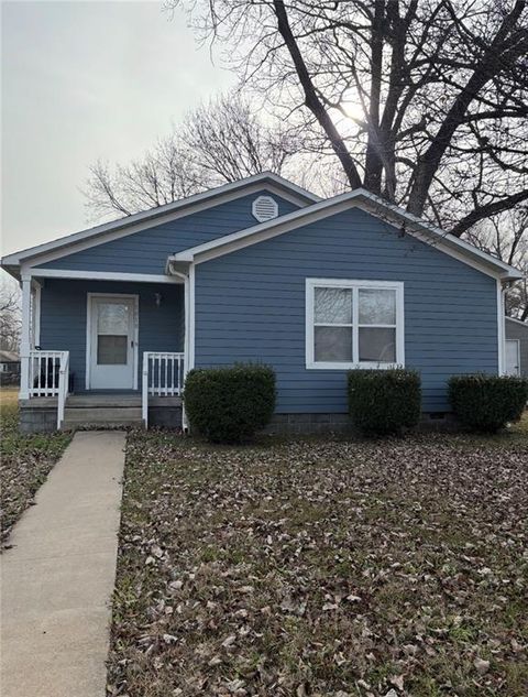 1010 E 16th Street, Pittsburg, KS 66762 - MLS#: 2592468