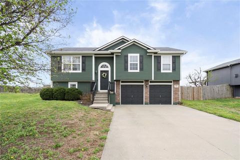 705 Fall Creek Circle, Belton, MO 64012 - MLS#: 2612373