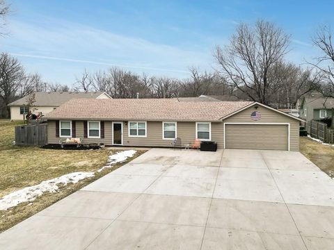 117 Brice Street Tonganoxie KS 66086