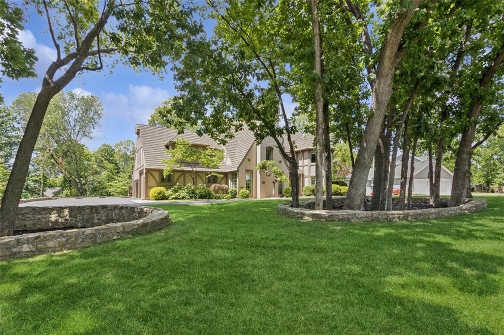 8320 Maplewood Lane