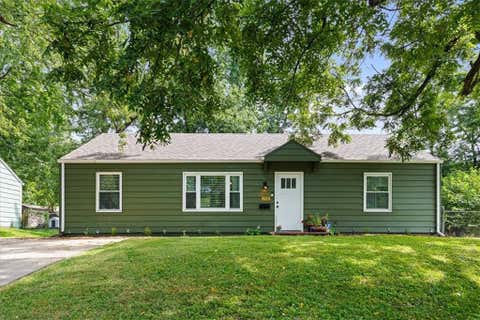 Photo of 2541 Highland Drive, Kansas City, KS 66106 (MLS # 2637217)