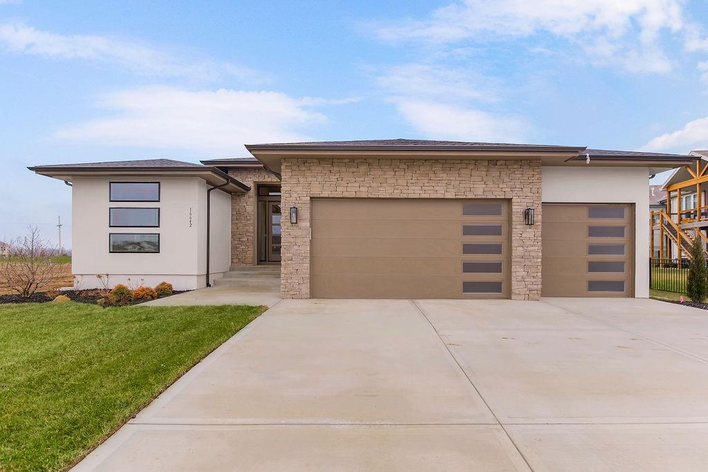 15637 W 165th Street