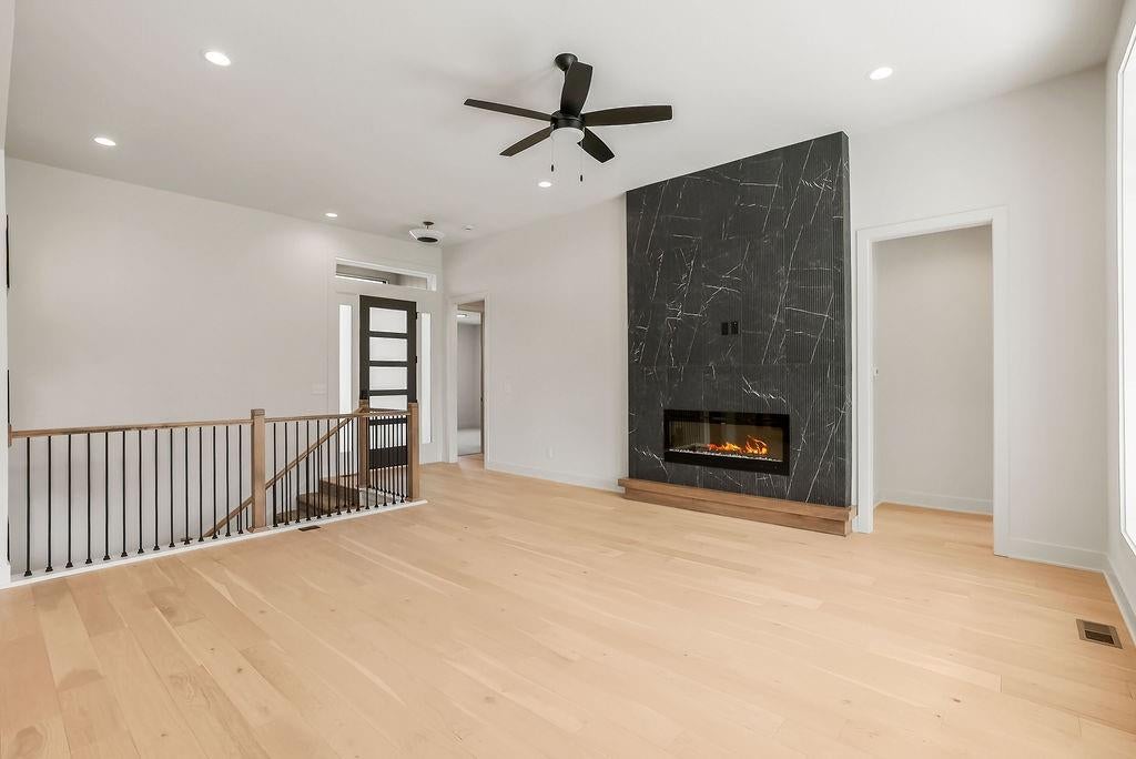 15637 W 165th Street